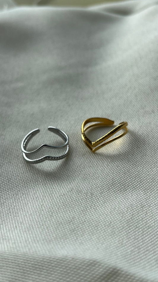 Bague double V