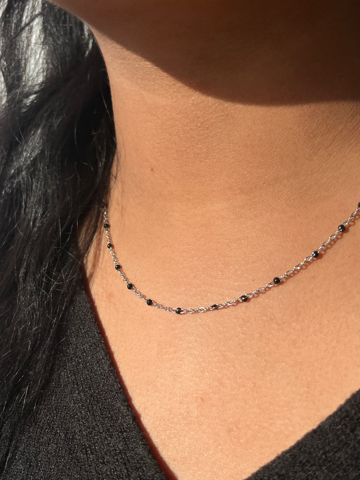 Collier perles colorées fin