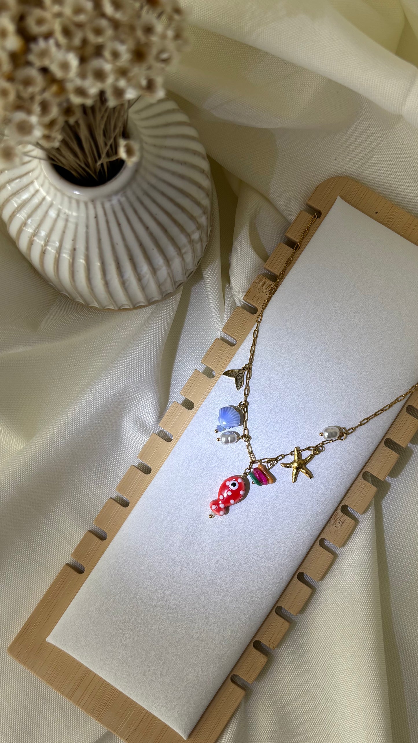 Collier Sea Wild