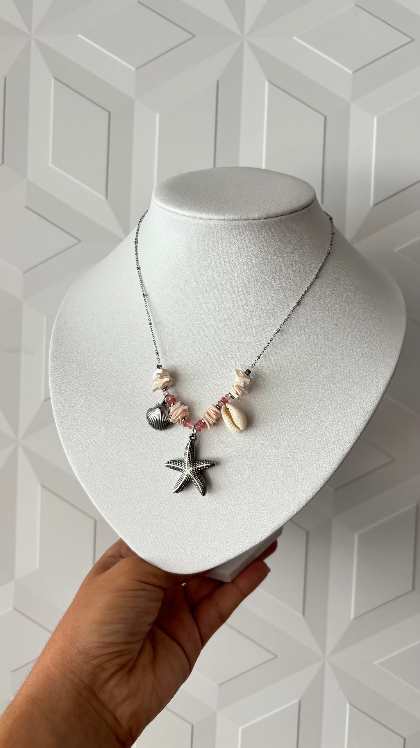 Collier Shelly