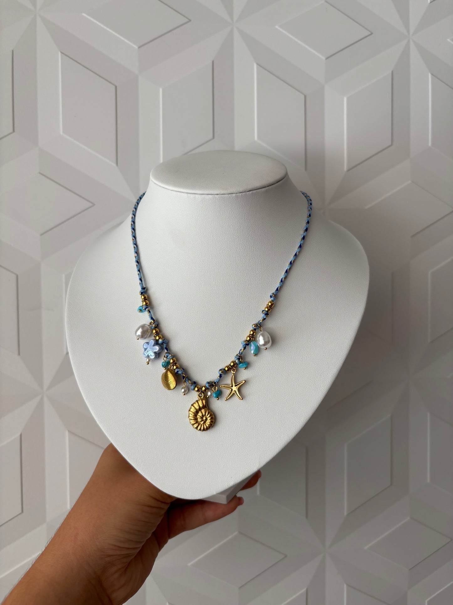 Collier Emma